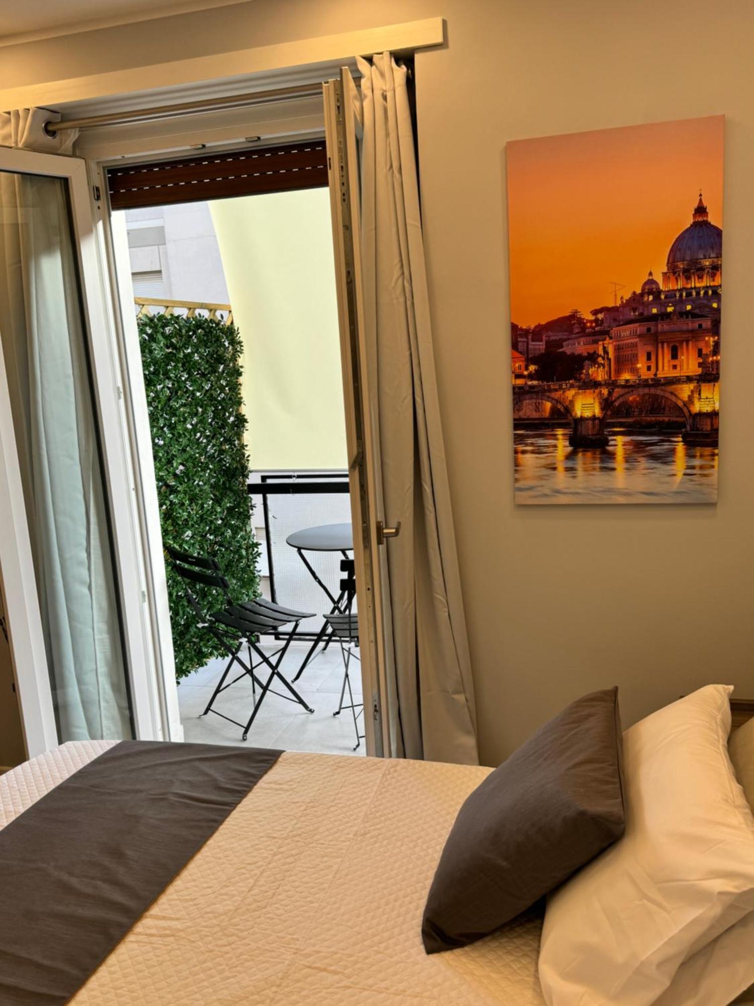 Niky House Roma Hotel Buitenkant foto