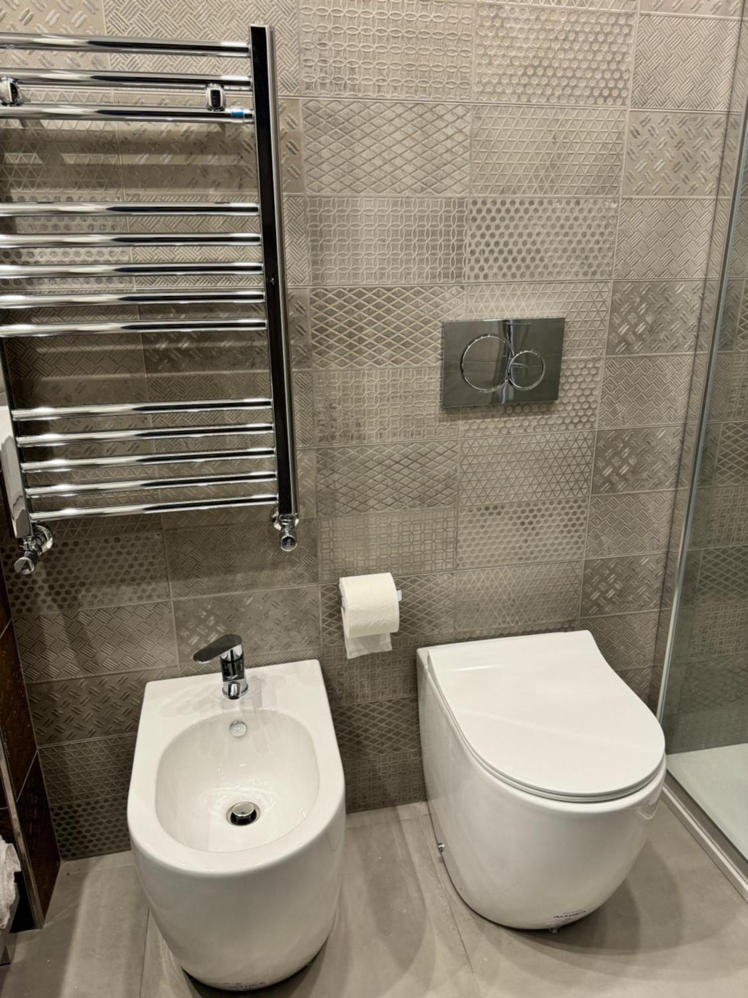Niky House Roma Hotel Buitenkant foto