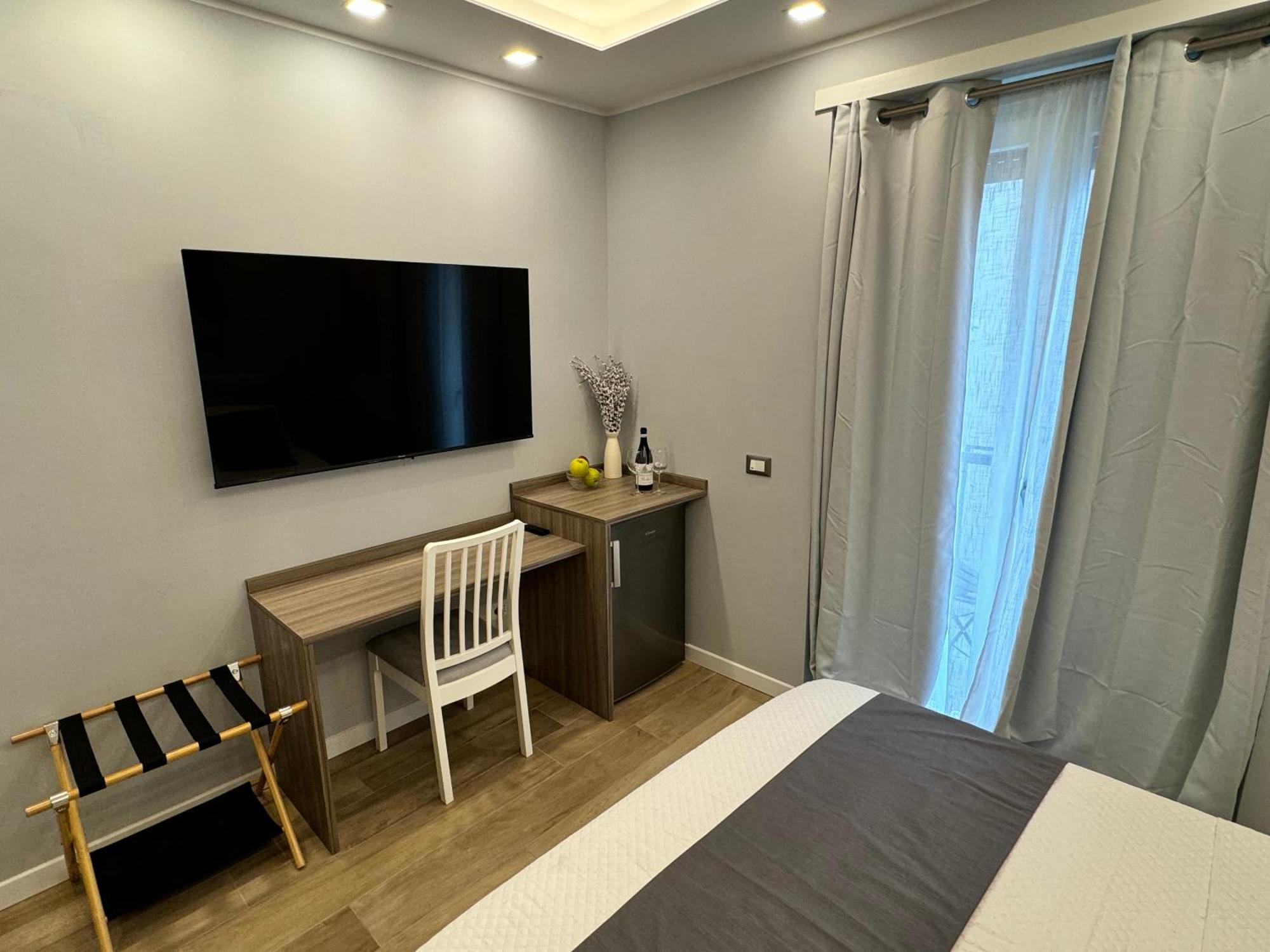 Niky House Roma Hotel Buitenkant foto